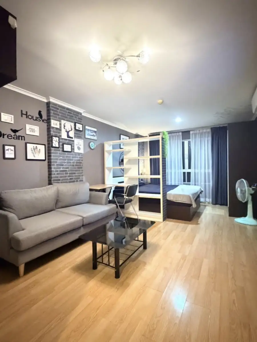 ให้เช่าคอนโด Lumpini Ville Ramkhamhaeng 26 🏢✨ 📍 รามคำแหง 26 ทำเลดี เดินทางสะดวก 